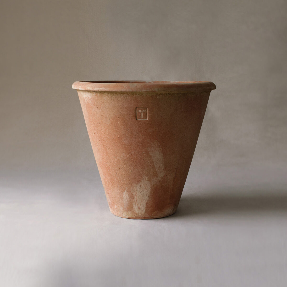 terracotta garden pot